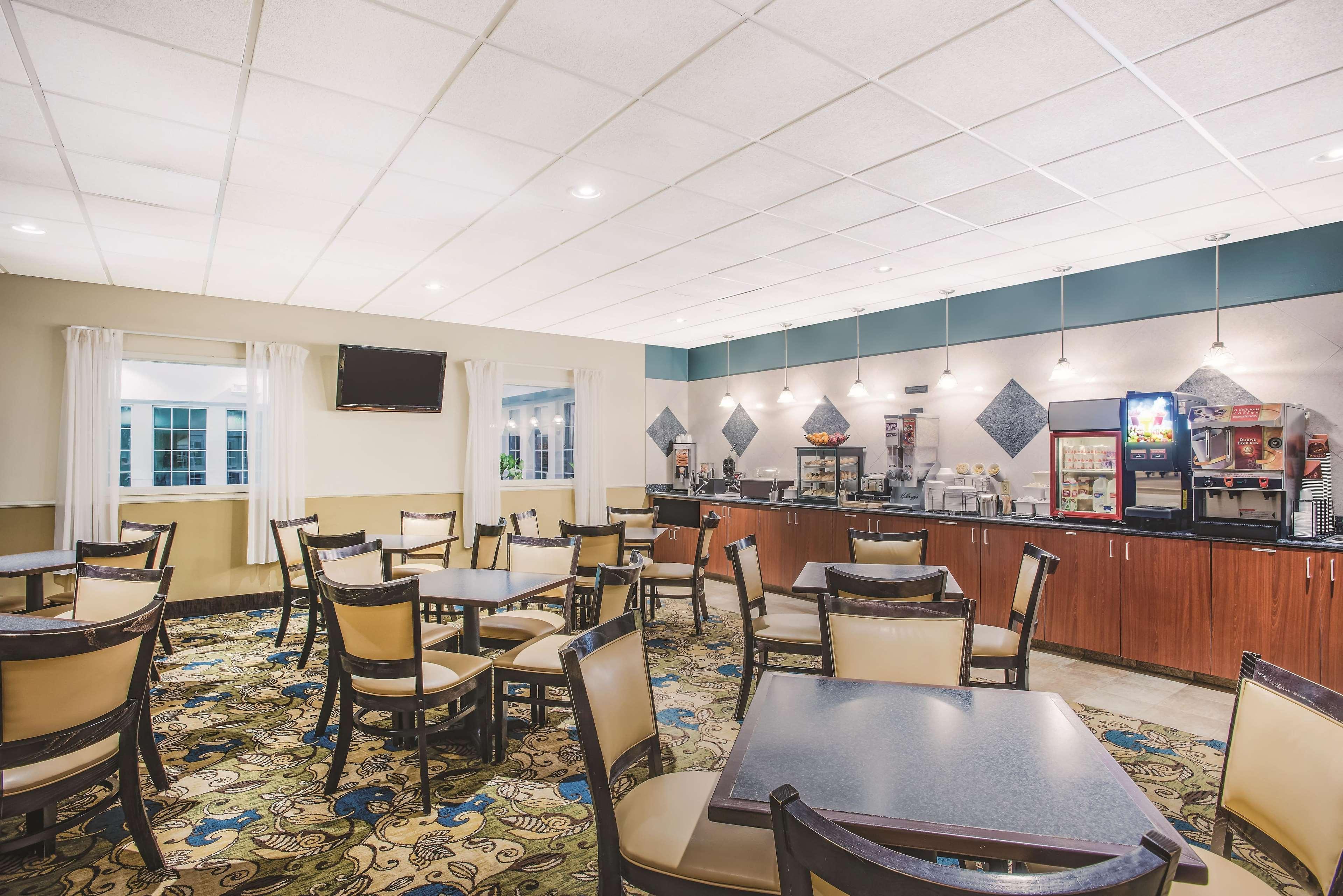Hotel La Quinta By Wyndham Stonington-Mystic Area Pawcatuck Exterior foto