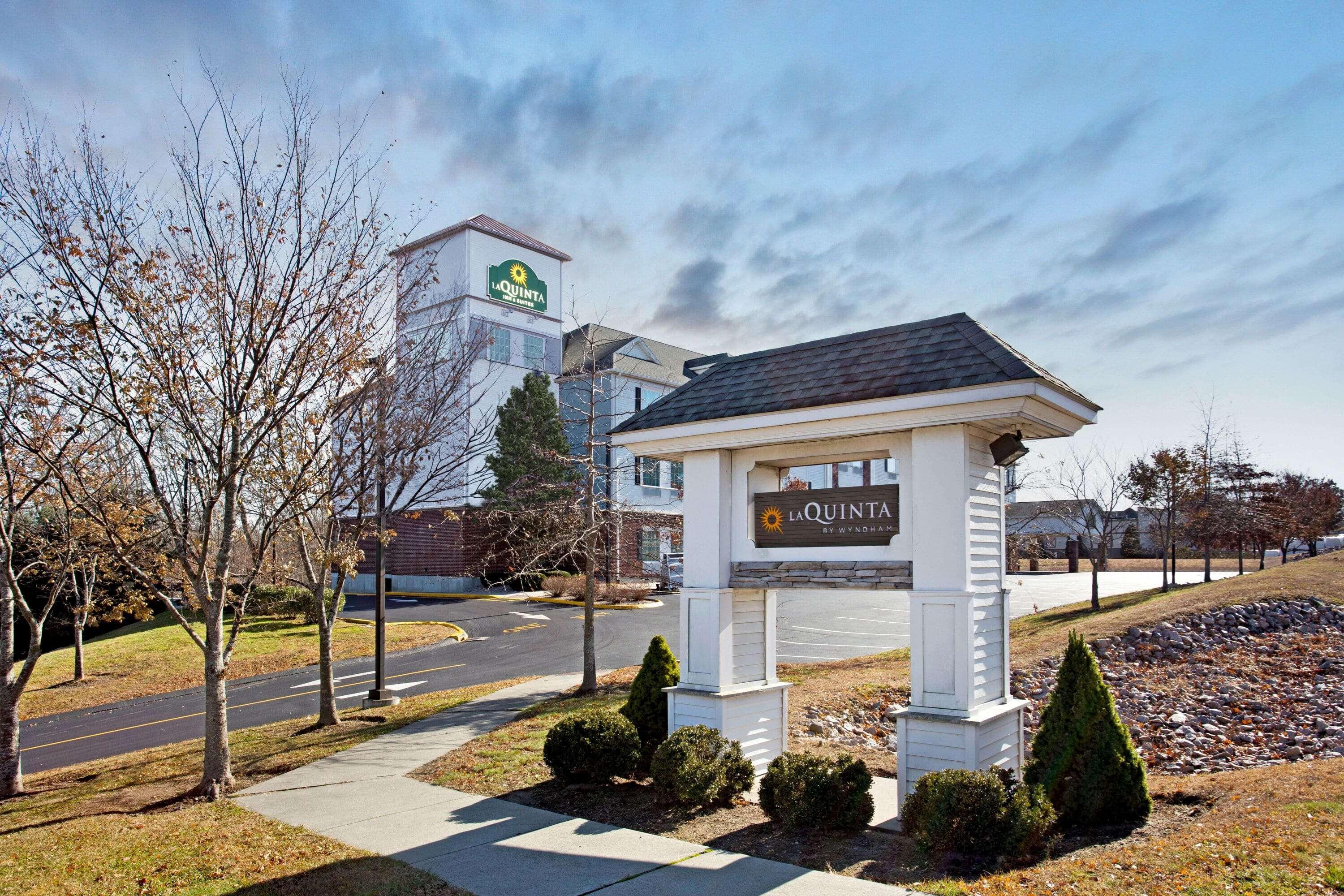 Hotel La Quinta By Wyndham Stonington-Mystic Area Pawcatuck Exterior foto