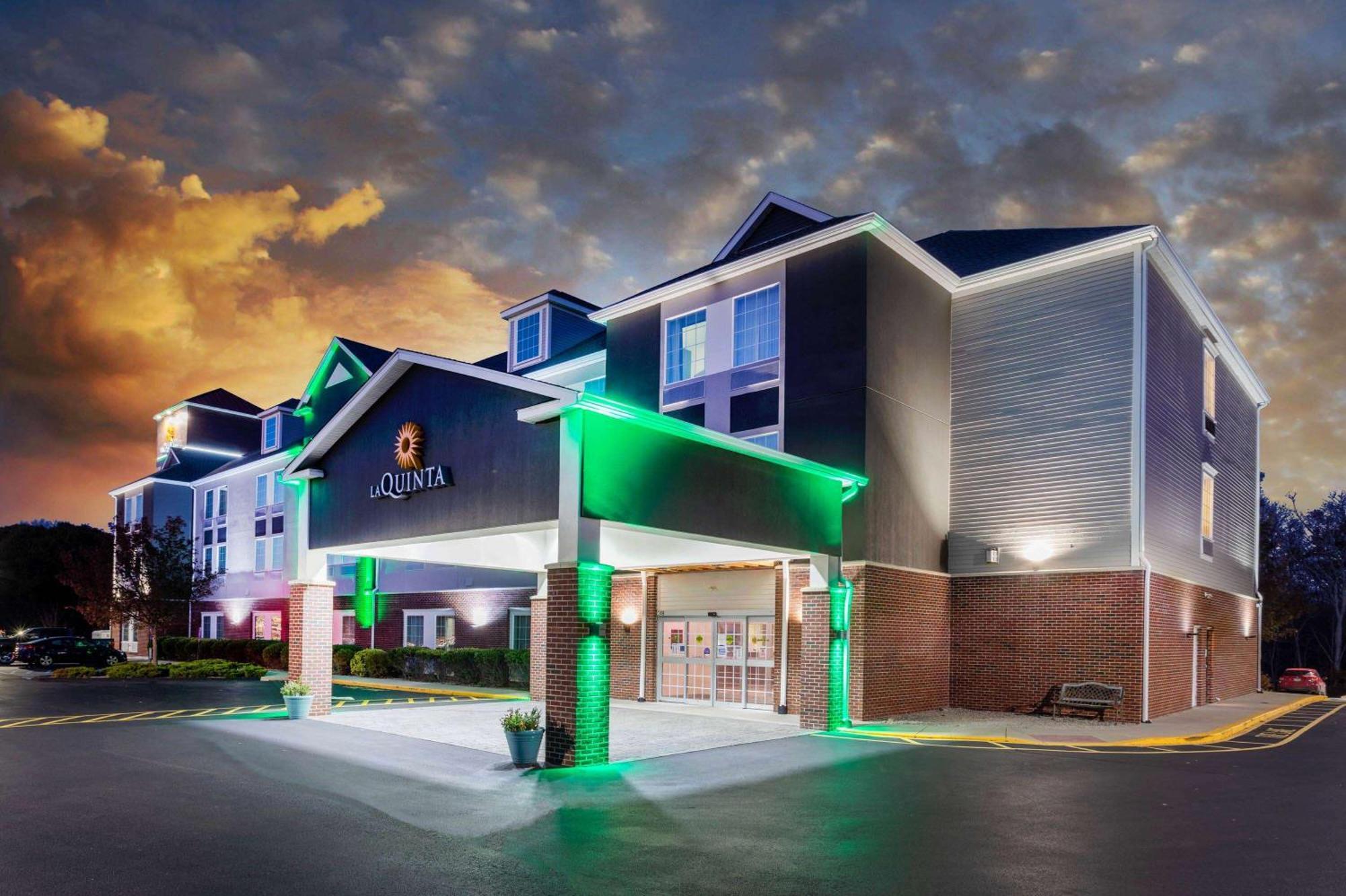 Hotel La Quinta By Wyndham Stonington-Mystic Area Pawcatuck Exterior foto